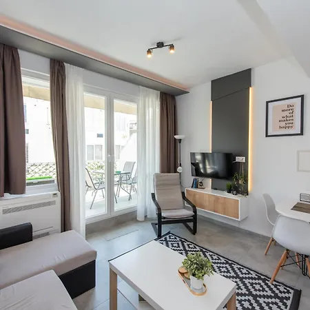 Apartman My Myth Veranda 2