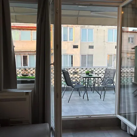 My Myth Veranda 2 * 塞萨洛尼基